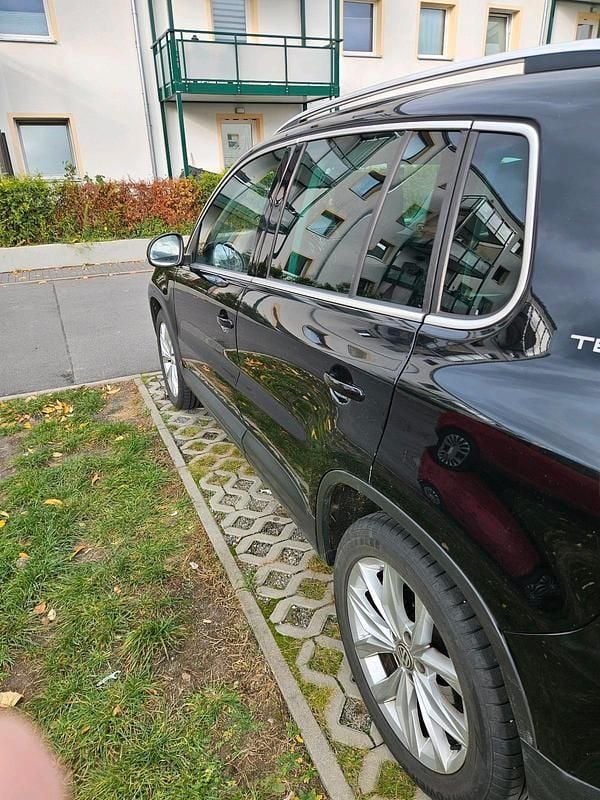 Schwarz Gebraucht 2011 VW Tiguan SUV | 7.000 € (Fairer Preis) - Bild 1/4