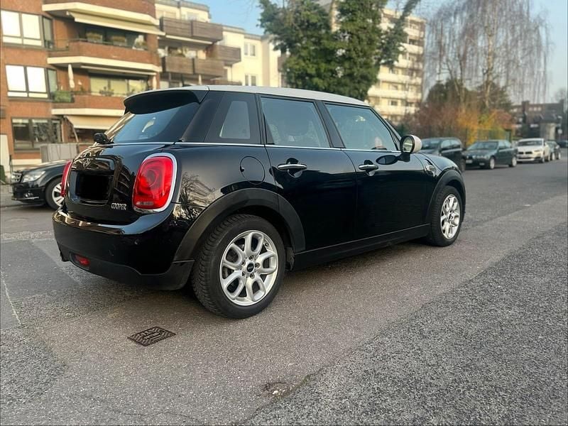 Gebraucht Mini Cooper Chili 136 PS (100 kW) 2017 Schwarz Kleinwagen