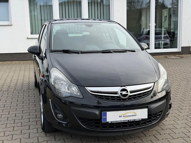Gebraucht Opel Corsa Energy 101 PS (74 kW) 2014 Schwarz Kleinwagen
