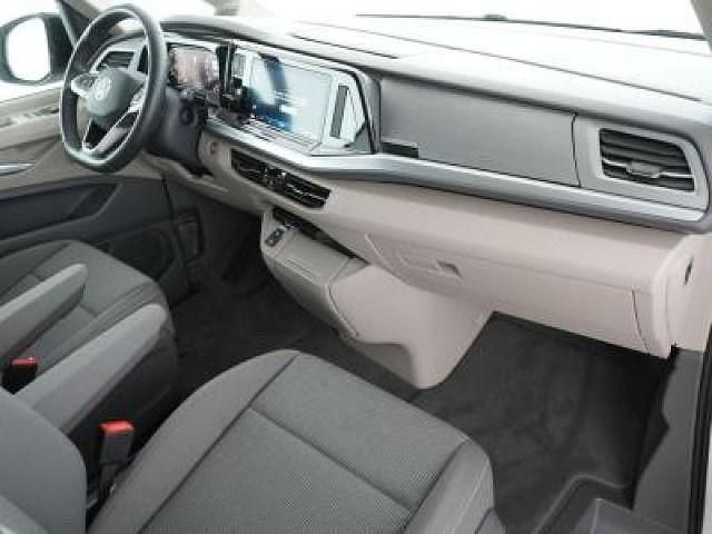 Gebraucht VW Multivan Life 150 PS (110 kW) 2025 Weiß Van
