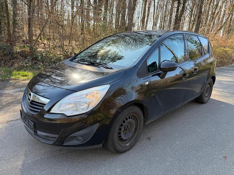 Gebraucht Opel Meriva 102 PS (75 kW) 2011 Schwarz Van / Kleinbus
