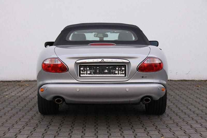 Gebraucht Jaguar XK8 284 PS (208 kW) 2002 Silber Cabrio