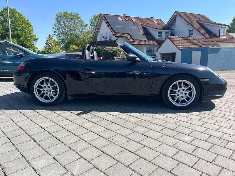 Second-hand Porsche Boxster 228 CP (167 kW) 2002 Negru Cabrio