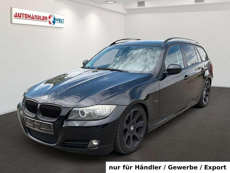 Schwarz Gebraucht 2009 BMW 320 Sport Line Kombi | 4.699 € (Superpreis) - Bild 1/3