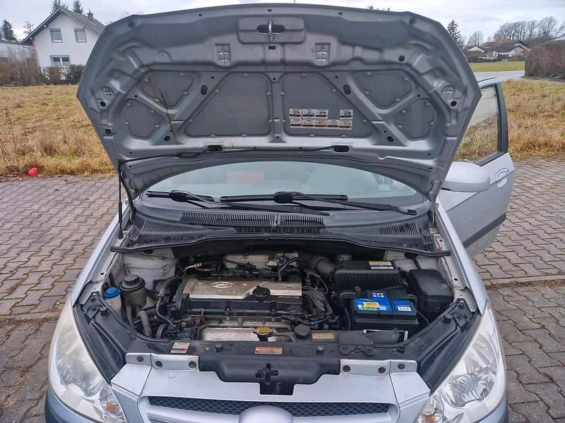 Grau Gebraucht 2006 Hyundai Getz Kleinwagen | 1.400 € (Guter Preis) - Bild 1/4