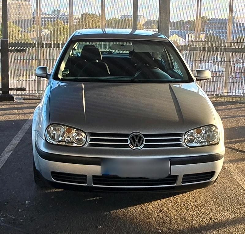 Gebraucht VW Golf IV 105 PS (77 kW) 2002 Silber Limousine