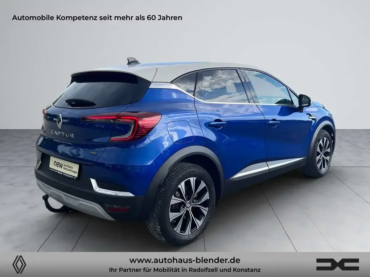Gebraucht Renault Captur Techno 158 PS (116 kW) 2022 Ironblau metallic, dach alaba SUV