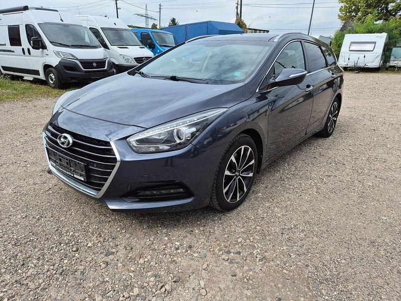 Gebraucht 2017 Hyundai i40 Trend Kombi | 11.700 € (Fairer Preis) - Bild 1/4
