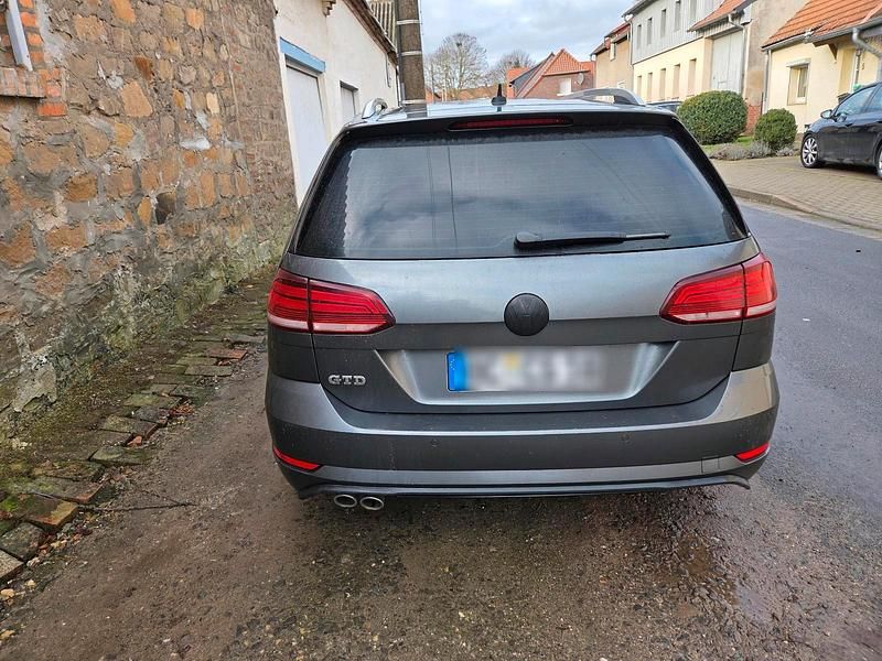 Gebraucht VW Golf VII GTD 184 PS (135 kW) 2018 Grau Kombi