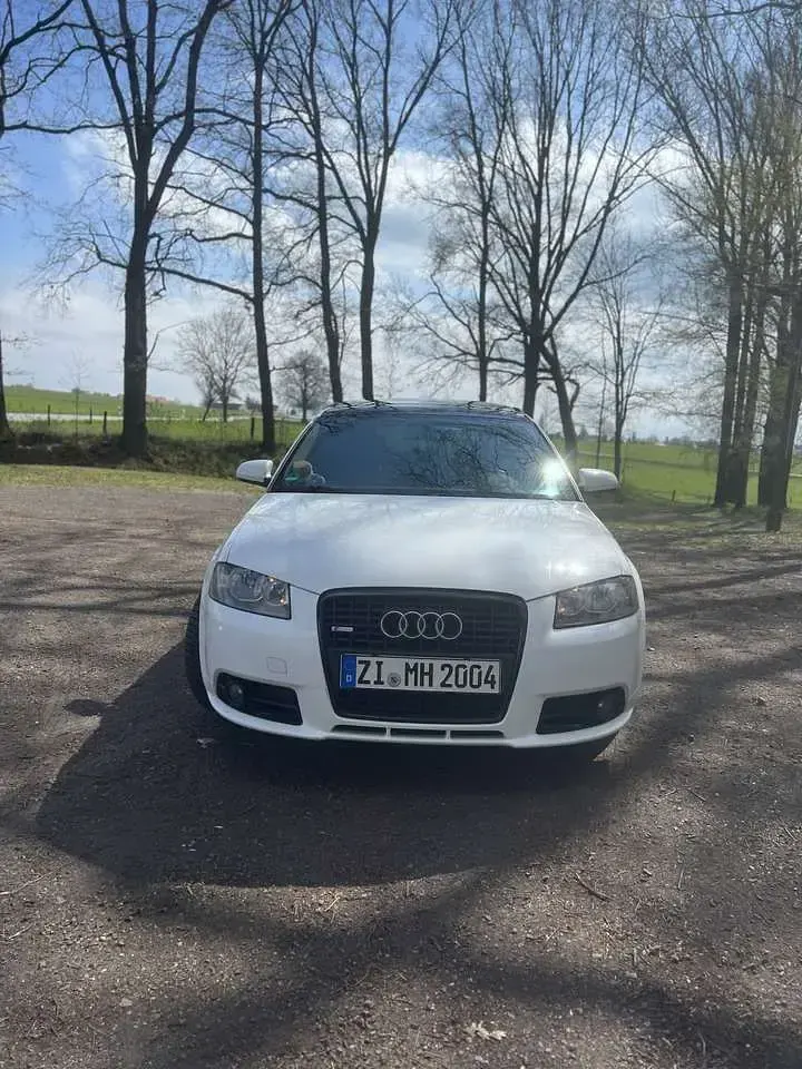 Gebraucht Audi A3 S-Line 160 PS (117 kW) 2008 Weiß Kleinwagen