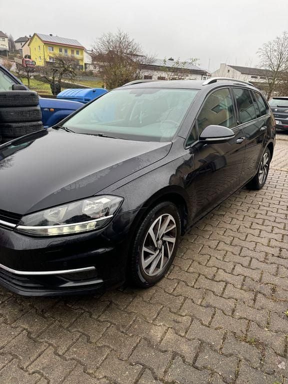 Schwarz Gebraucht 2017 VW Golf VII Sound Kombi | 8.000 € (Superpreis) - Bild 1/4
