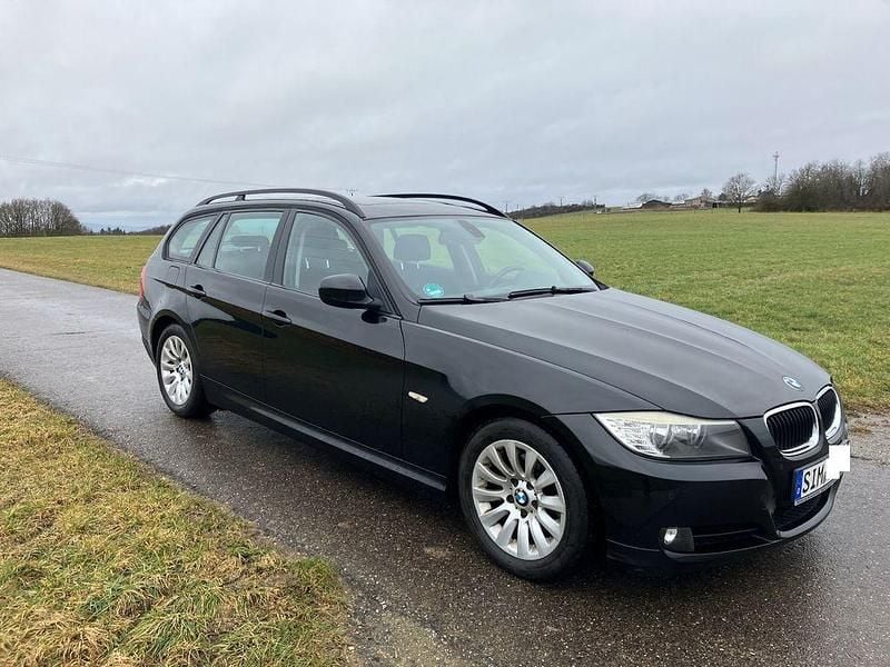 Gebraucht BMW 318 143 PS (105 kW) 2008 Schwarz Kombi