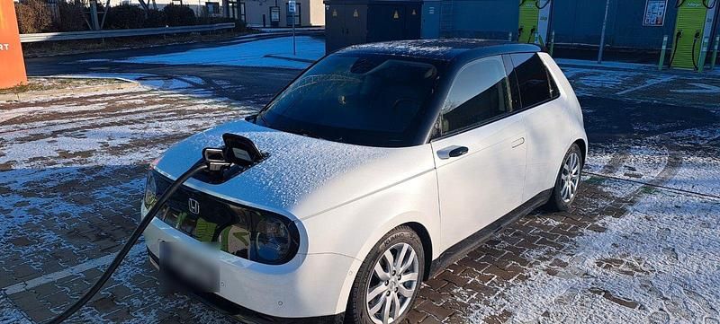 Gebraucht Honda e Advance 114 kW (156 PS) 2021 Weiß Kleinwagen