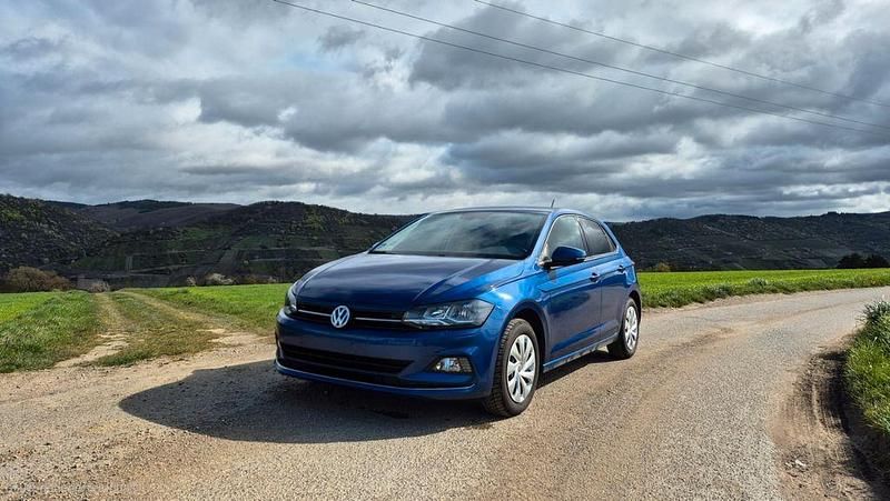 Gebraucht VW Polo Highline 116 PS (85 kW) 2018 Blau Kleinwagen