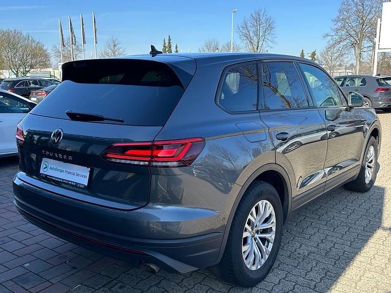 Gebraucht VW Touareg R 231 PS (169 kW) 2021 Grau SUV