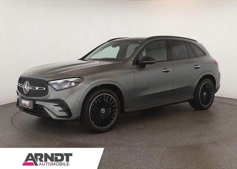 Grau Gebraucht 2024 Mercedes GLC300 AMG Line Premium Plus SUV | 58.684 € (Etwas zu teuer) - Bild 1/4