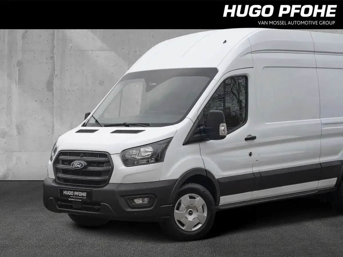 Gebraucht Ford Transit Trend 131 PS (96 kW) 2024 Frozen white Van