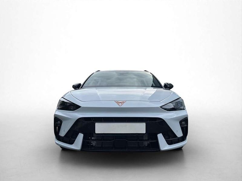 Neu Cupra Leon 150 PS (110 kW) 2025 Nevadaweiss (2y2y) Kombi