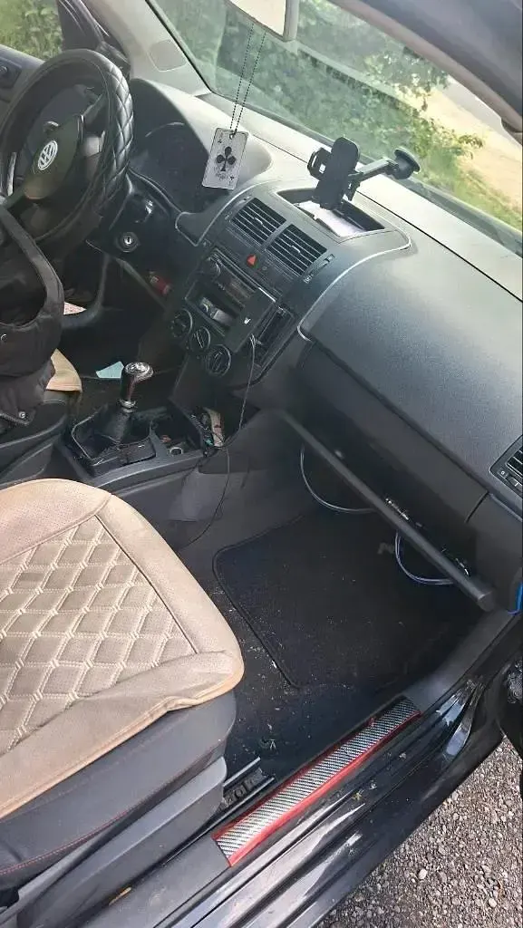 Gebraucht VW Polo 75 PS (55 kW) 2002 Schwarz Kleinwagen