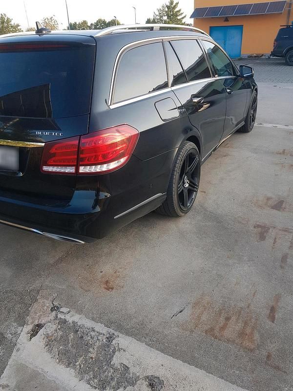 Second-hand Mercedes E350 252 CP (185 kW) 2014 Negru Break