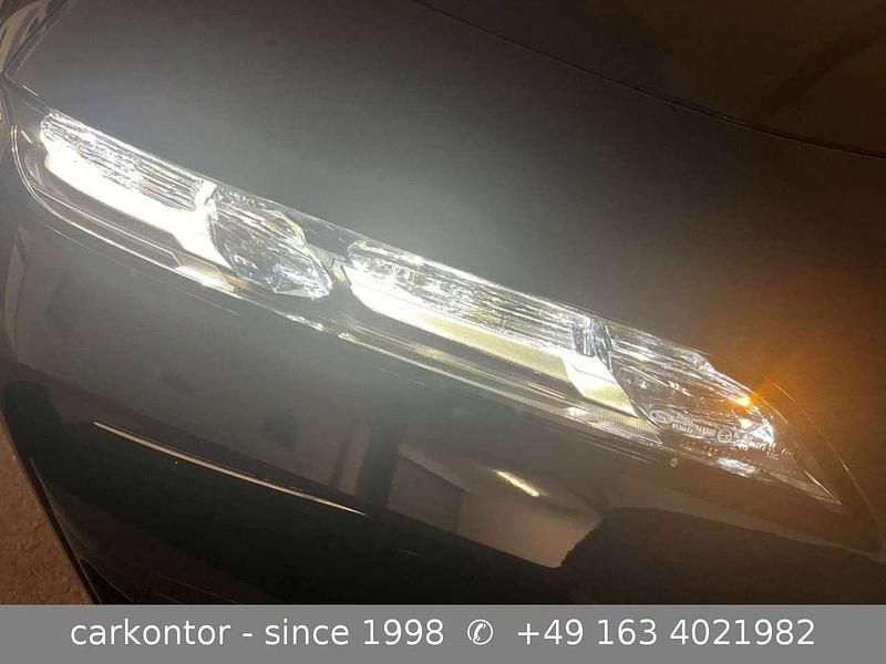 Blacksapphire metallic Gebraucht 2024 BMW i7 M Sport Limousine | 99.850 € - Bild 1/4