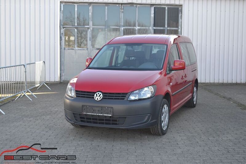 Rot Gebraucht 2014 VW Caddy Maxi Trendline Van / Kleinbus | 16.950 € - Bild 1/4
