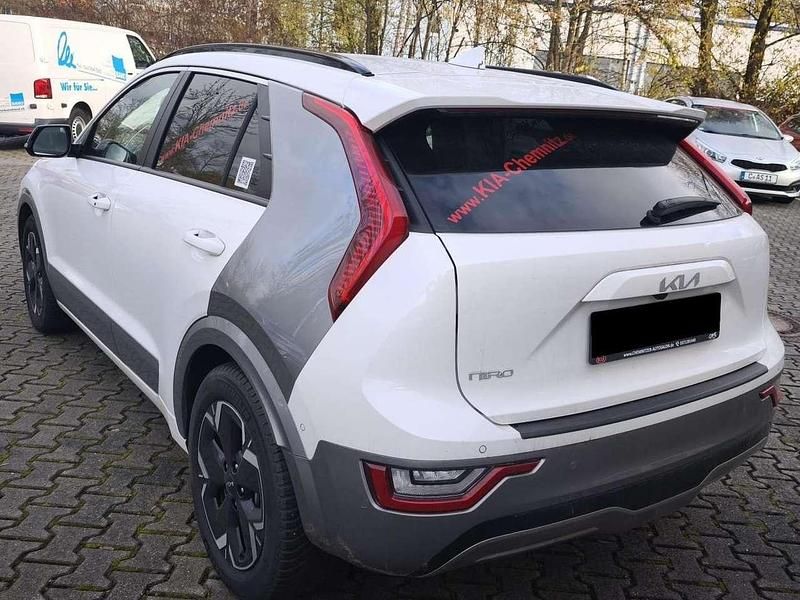 Gebraucht Kia e-Niro Inspiration 150 kW (204 PS) 2022 Weiß SUV