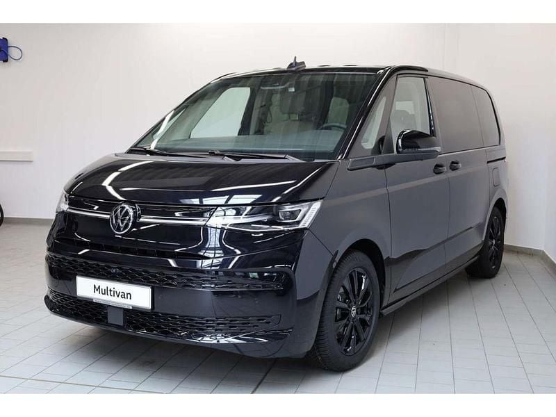 Neu VW T7 Goal 177 PS (130 kW) 2025 Deep black perleffekt Van
