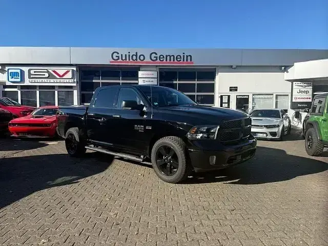 Usata Dodge Ram 401 CV (294 kW) 2024 Nero