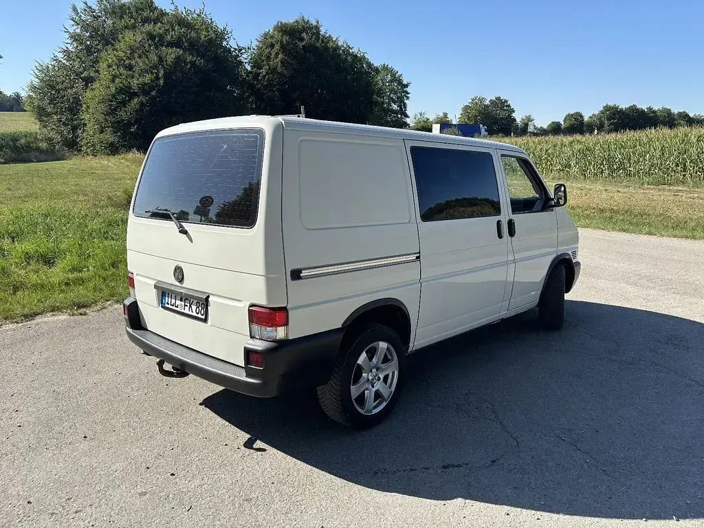 Gebraucht VW T4 88 PS (64 kW) 2002 Weiß Van