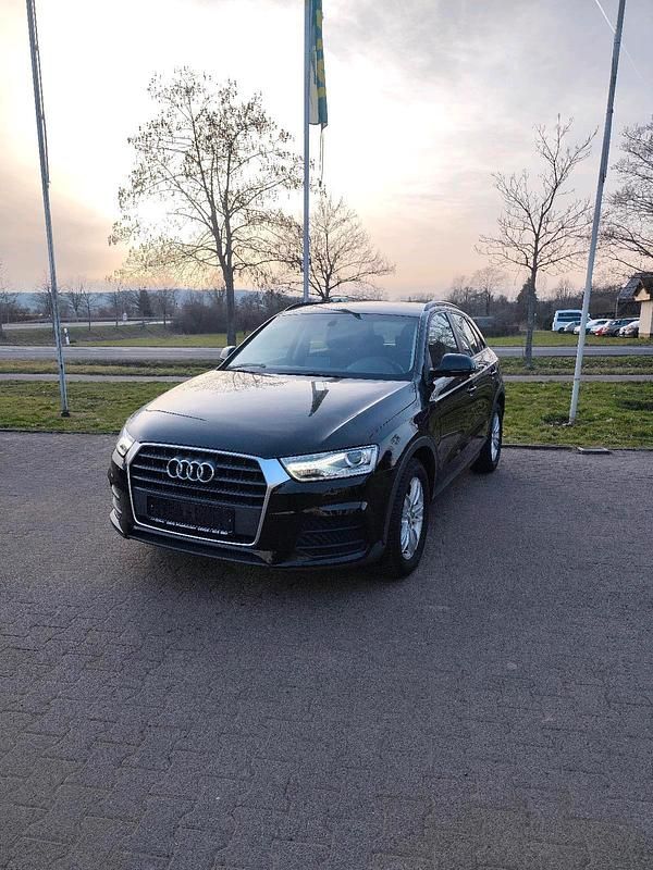 Gebraucht Audi Q3 Comfort 150 PS (110 kW) 2017 Schwarz SUV