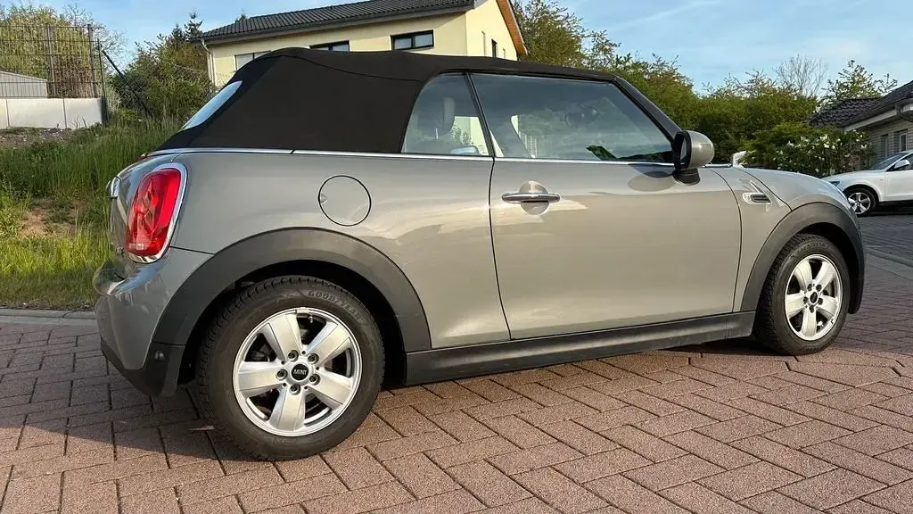 Brugt Mini One Cabriolet 102 HK (75 kW) 2016 Grå Cabriolet