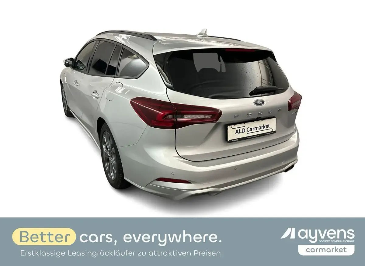 Gebraucht Ford Focus ST-Line 155 PS (114 kW) 2023 Silber Kombi