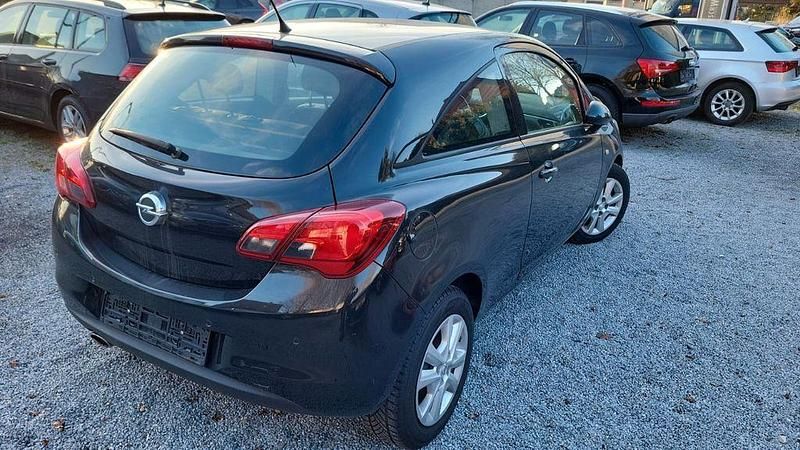 Gebraucht Opel Corsa Innovation 116 PS (85 kW) 2015 Schwarz Kleinwagen