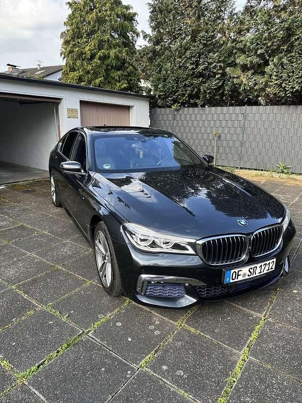 Second-hand BMW 730 265 CP (194 kW) 2016 Berlinǎ