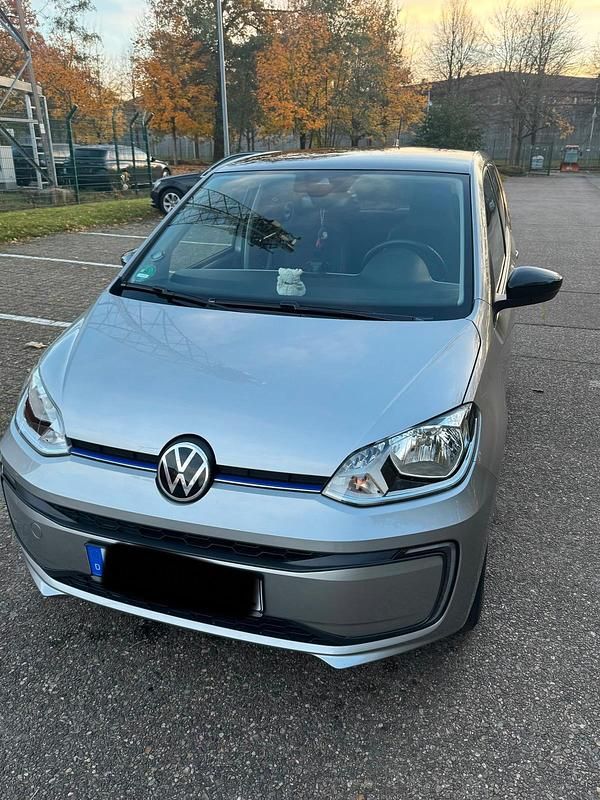 Grau Gebraucht 2020 VW e-up! Style Kleinwagen | 13.950 € - Bild 1/4