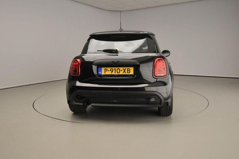 Gebraucht Mini ONE 102 PS (75 kW) 2022 Schwarz Kleinwagen