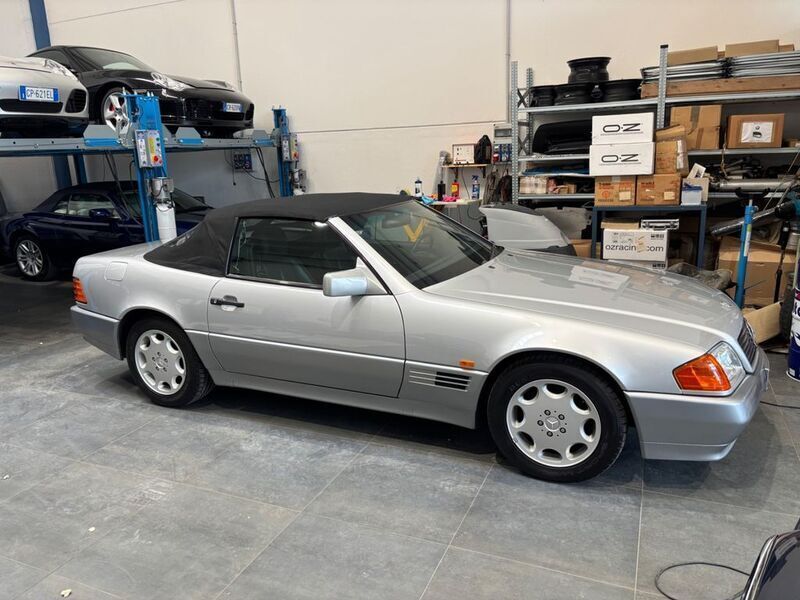 Silber Gebraucht 1994 Mercedes SL320 Cabrio | 36.000 € - Bild 1/4