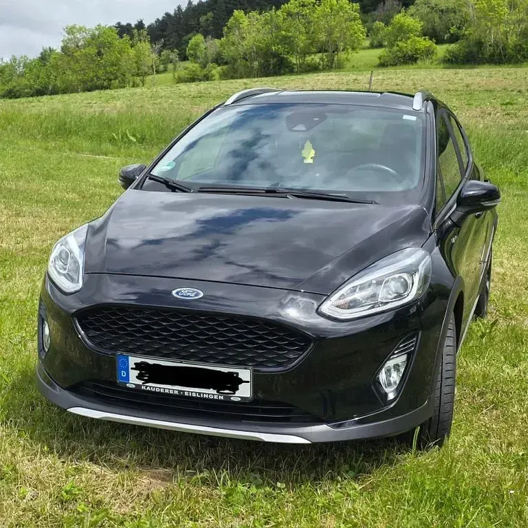 Gebraucht Ford Fiesta Active 101 PS (74 kW) 2020 Schwarz Kleinwagen
