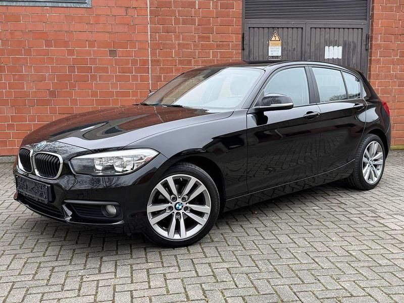 Gebraucht BMW 118 Advantage 136 PS (100 kW) 2018 Schwarz Kleinwagen