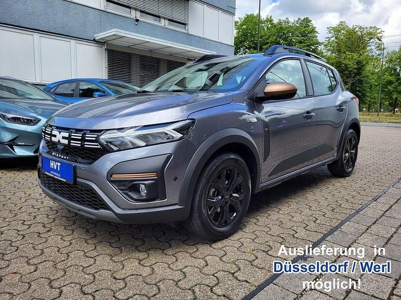 Dolomit grau metallic Neu 2025 Dacia Sandero Extreme Limousine | 21.390 € - Bild 1/3