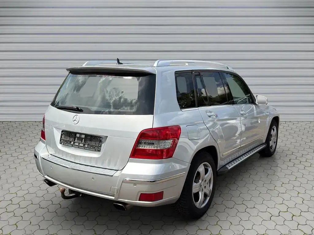 Gebraucht Mercedes GLK320 224 PS (164 kW) 2008 Silber SUV
