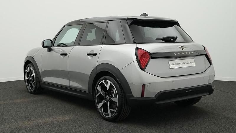 Occasion Mini Cooper 114 kW (156 PK) 2025 Zilver Hatchback