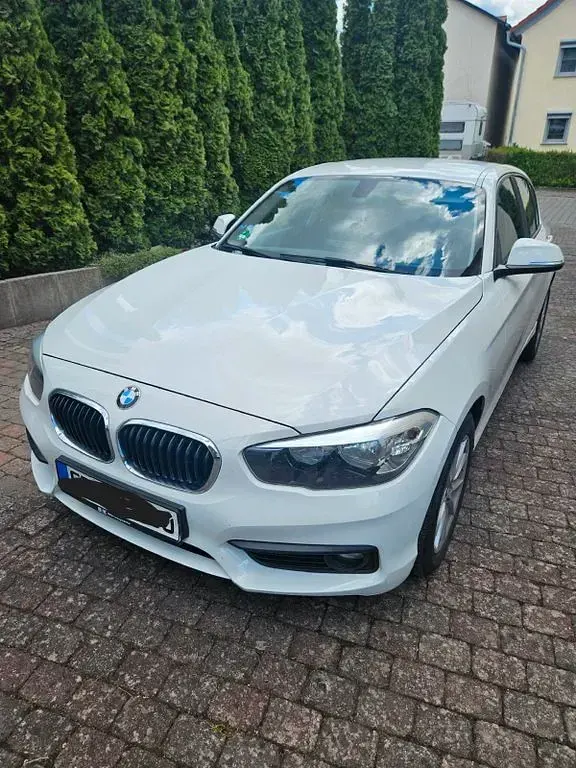 Gebraucht BMW 116 109 PS (80 kW) 2016 Weiß Kleinwagen