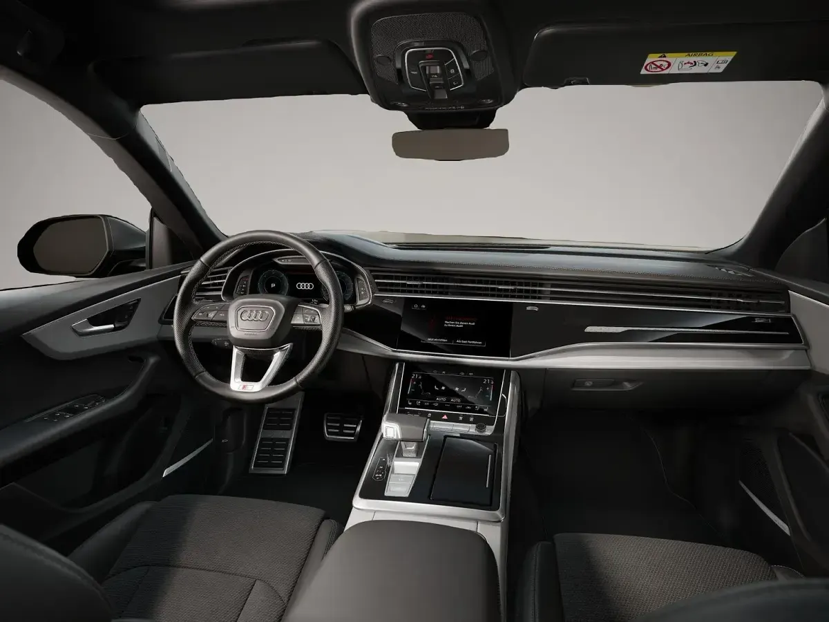 Gebraucht Audi Q8 Ambiente 286 PS (210 kW) 2026 Manufacturer SUV