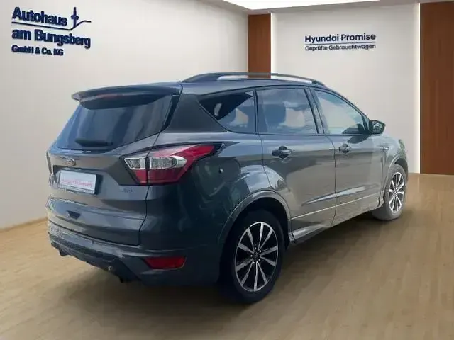 Gebraucht Ford Kuga ST-Line 150 PS (110 kW) 2019 Grau SUV