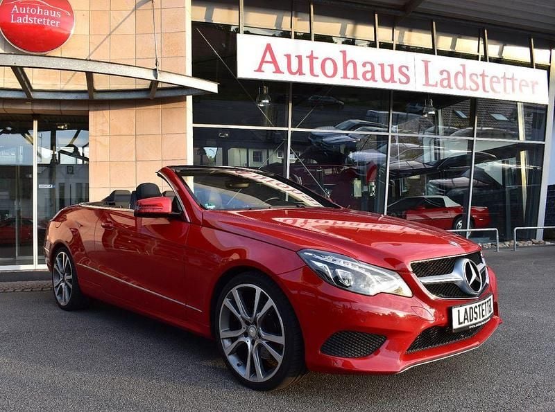 Rot Gebraucht 2016 Mercedes E220 Sport Cabrio | 25.800 € (Guter Preis) - Bild 1/4