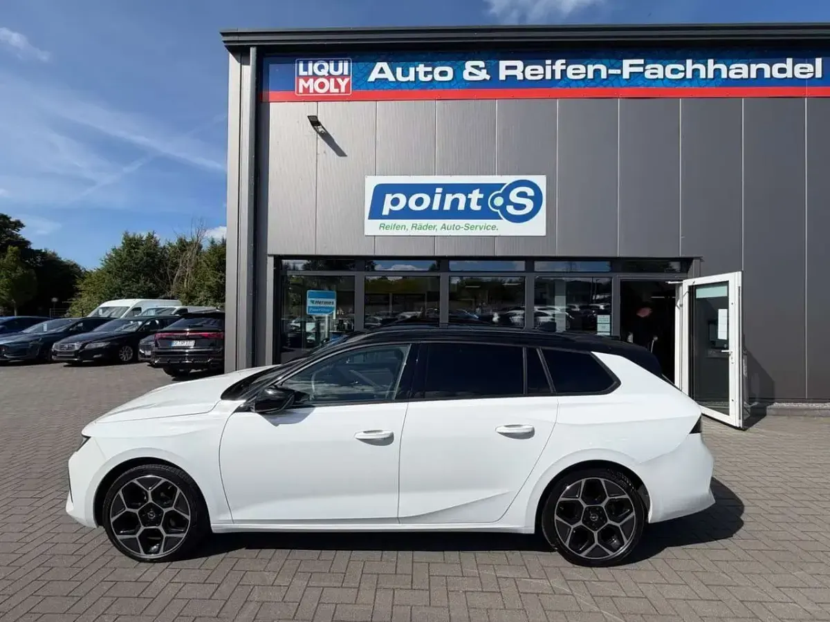 Gebraucht Opel Astra 131 PS (96 kW) 2024 Weiss banquise Kleinwagen
