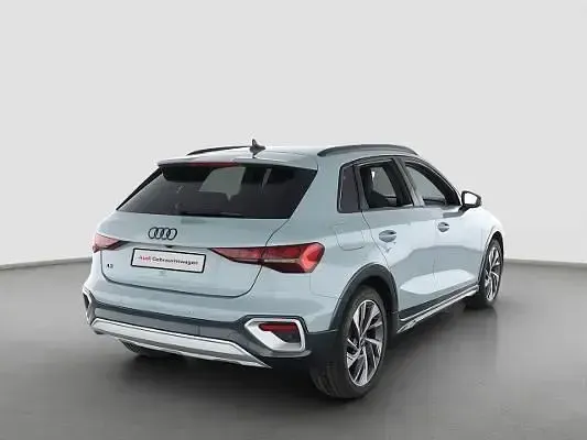 Gebraucht Audi A3 S-Line 204 PS (150 kW) 2025 Grau Limousine