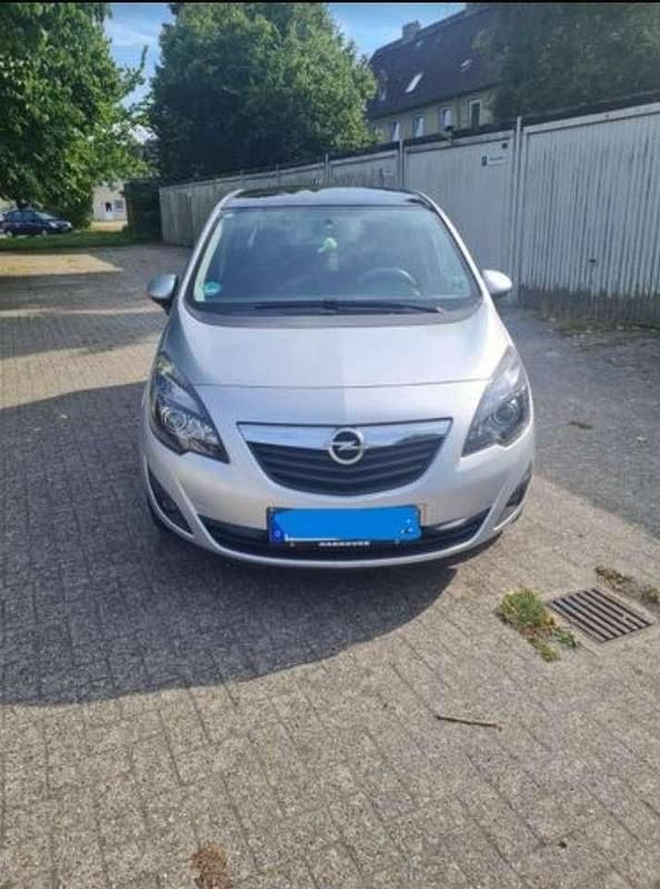 Gebraucht 2012 Opel Meriva Edition Van / Kleinbus | 6.850 € (Teuer) - Bild 1/4